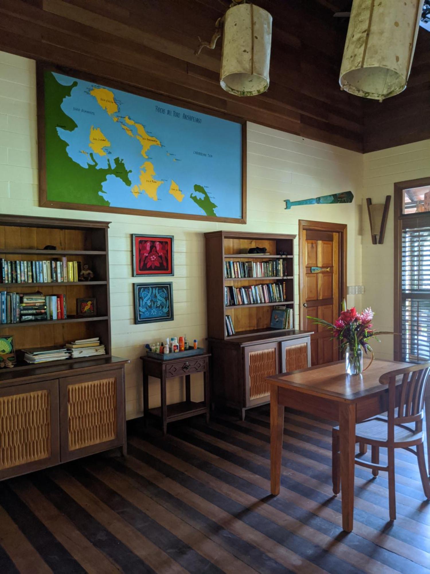 Bluff Beach Retreat Bocas Town Exterior photo